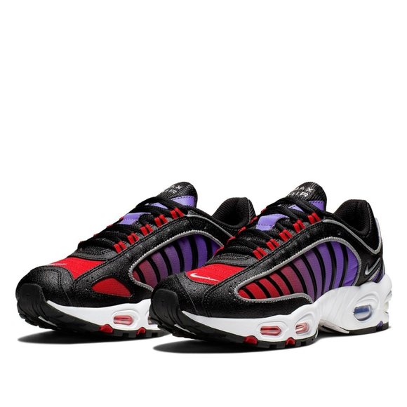 Nike Shoes - NEW Nike Air Max Tailwind IV Sneakers